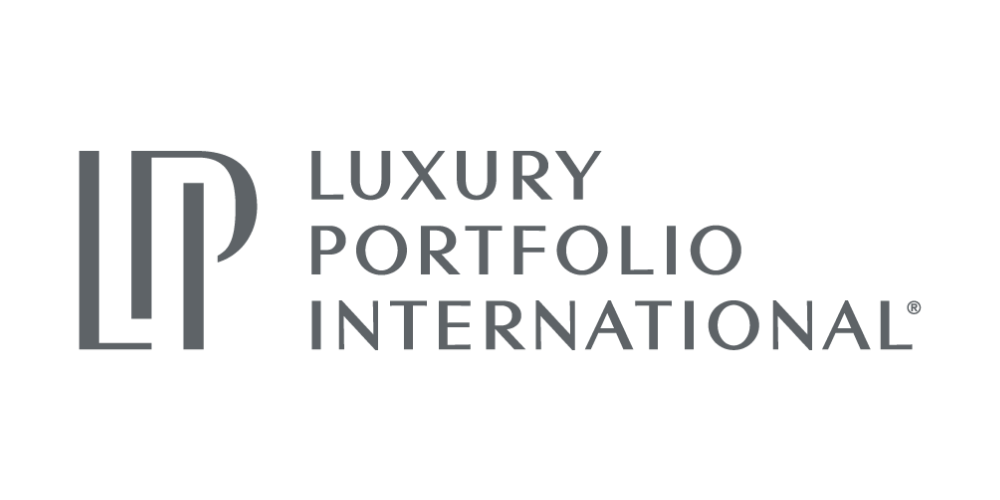 Luxury-Portfolio-logo